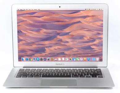 MacBook Air 2017 i7 2.2GHz 8GB 256GB SSD 13" FHD