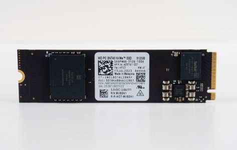 WESTERN DIGITAL 512GB SSD NVME HARD DISK