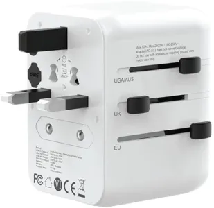 UNIVERSAL Travel adapter